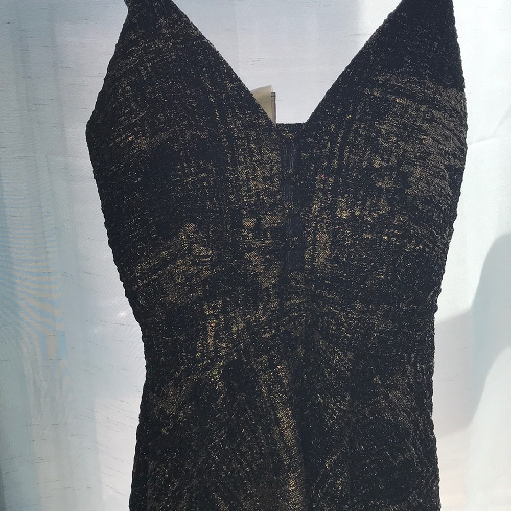 Dress - Picture 2 of 6